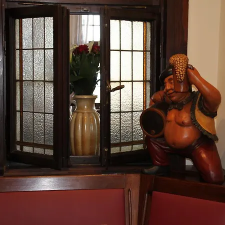 Hotell Brauhaus Manforter Hof 3*